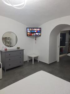 Savoia 215 - Azzurra Guest House - Napoli