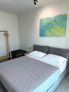 STAY-FIVE Modern Central Studios Self Check-in & Fast Wi-Fi