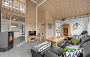 Beautiful Home In Aabenraa With Wifi