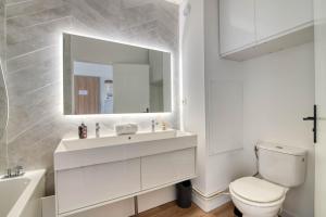 Appartements Appartement I Confort et Lumineux I 2 min du metro : photos des chambres