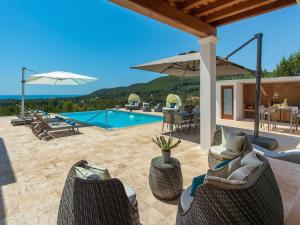 Holiday home with children play area