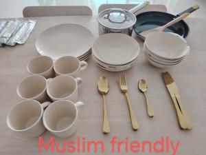 Citywoods Apartment Next to Thistle hotel,Hospital Sultanah Aminah,Ciq custom3km by YHA