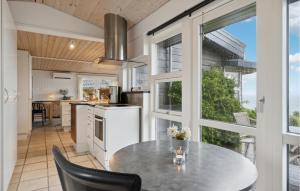 2 Bedroom Cozy Home In Nyborg