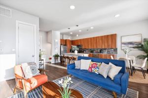 Downtown Fort Worth Luxe Retreat, Pool, Gym and Free Parking