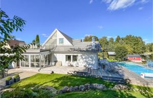 Gorgeous Home In Dalsjöfors With Sauna