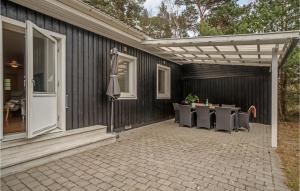Awesome Home In Nexø With Wifi