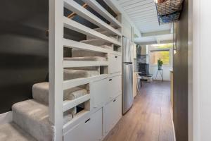 Modern Condo with Vail Mountain Views