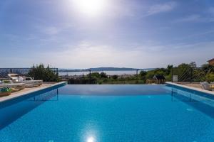 Villa Casa Bella with sea views - 1,4km from the beach