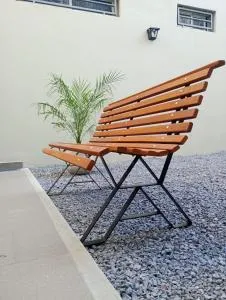 Apart Alsina I - 胡宁