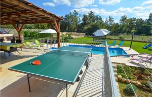 Gorgeous Home In Kanfanar With Wifi 