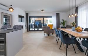 Lovely Home In Rebici With Wifi