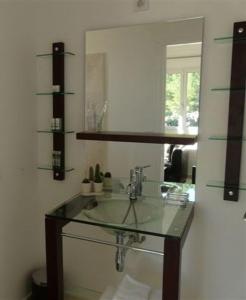 B&B / Chambres d'hotes Grand Studio Madrague - Domaine Ciel et Mer : photos des chambres
