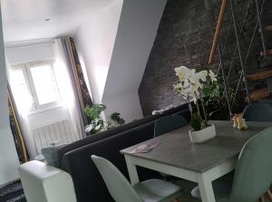 Appartements magnifiqueT3 hyper centre beauvais design confort : photos des chambres