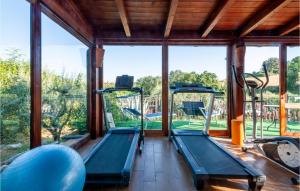 4 Bedroom Lovely Home In San Giovanni