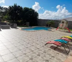 Villa entre ville et campagne - 法兰西堡