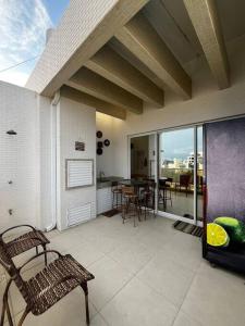 Duplex em Canto Grande