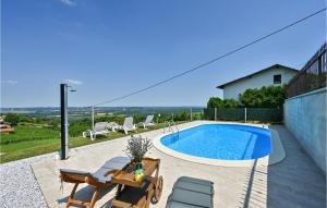 Cozy Home In Veliki Lovrecan With Sauna