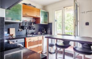 Gorgeous Apartment In Marseille