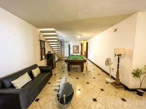 Alojamiento tranquilo para 3 en casa con alberca