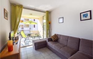 Amazing Apartment In Isca Marina