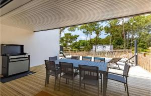 Home With Private Pool