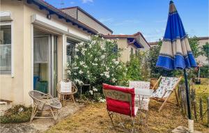 Maisons de vacances Beautiful Home In St-Georges-De-Didonne : photos des chambres