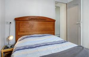 Maisons de vacances Beautiful Home In St-Georges-De-Didonne : photos des chambres