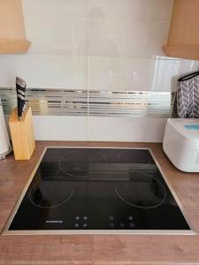 Renewed Spacious 35m2 Studio in Paris