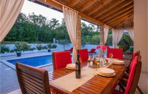 2 Bedroom Amazing Home In Barban