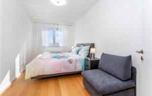 1 Bedroom Nice Apartment In Kostrena