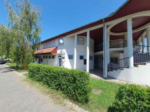 Apartment in Zamardi - Balaton 53129