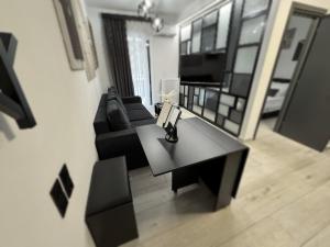 Modern Apartment with Free Parking and 300Mbps Internet