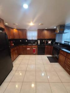 New Orleans Henrys Place, 3 Bedrooms in Lakeview