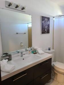 New Orleans Henrys Place, 3 Bedrooms in Lakeview