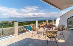 Beautiful Home In Splitska- Supetar