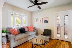 Movie Colony Oasis - Peaceful Walk to Downtown