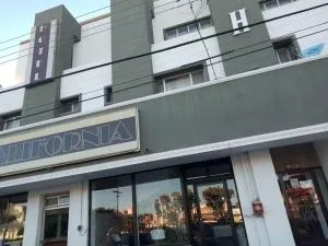 Hotel California - Tres Álamos