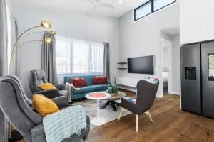 Shiraz at Marks Point Lovely 2-Bed Villa - Marks Point