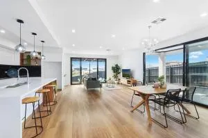 Highton Haven Spacious & Serene - Doroq