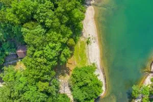 Chimney Cove Cabin - Serene Lakefront Getaway on Beaver Lake - روجرز