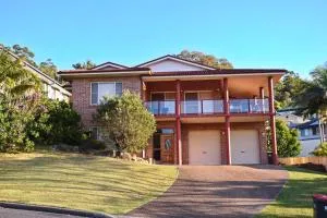 Horizons - Bring your own linen - Eungai