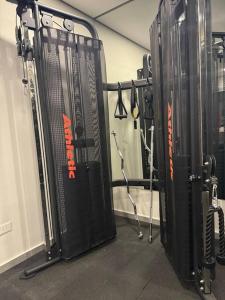 Piso 25, Lujo en Altura, Forum Molas