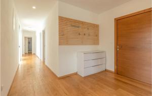 Amazing Home In Sukosan