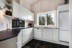 Awesome Home In Knebel With 2 Bedrooms And Internet