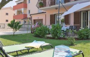 2 Bedroom Cozy Apartment In Pula 