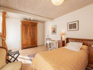 B&B / Chambres d'hotes Chambres et Suites au Calme avec Wifi et Animaux Acceptes - FR-1-590-475 : photos des chambres