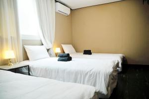 Private 3Brs Apartment in Center of Seoul