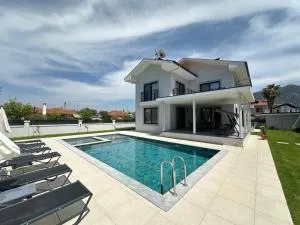 Villa's Tomris - Ортаджа