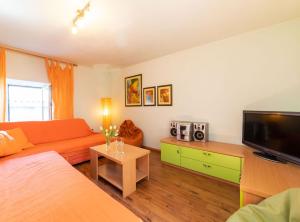 Seafront Villa with Furnished Sun Terrace, Close to the Beach