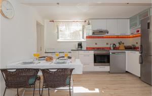 Awesome Apartment In Sibenik With Wifi